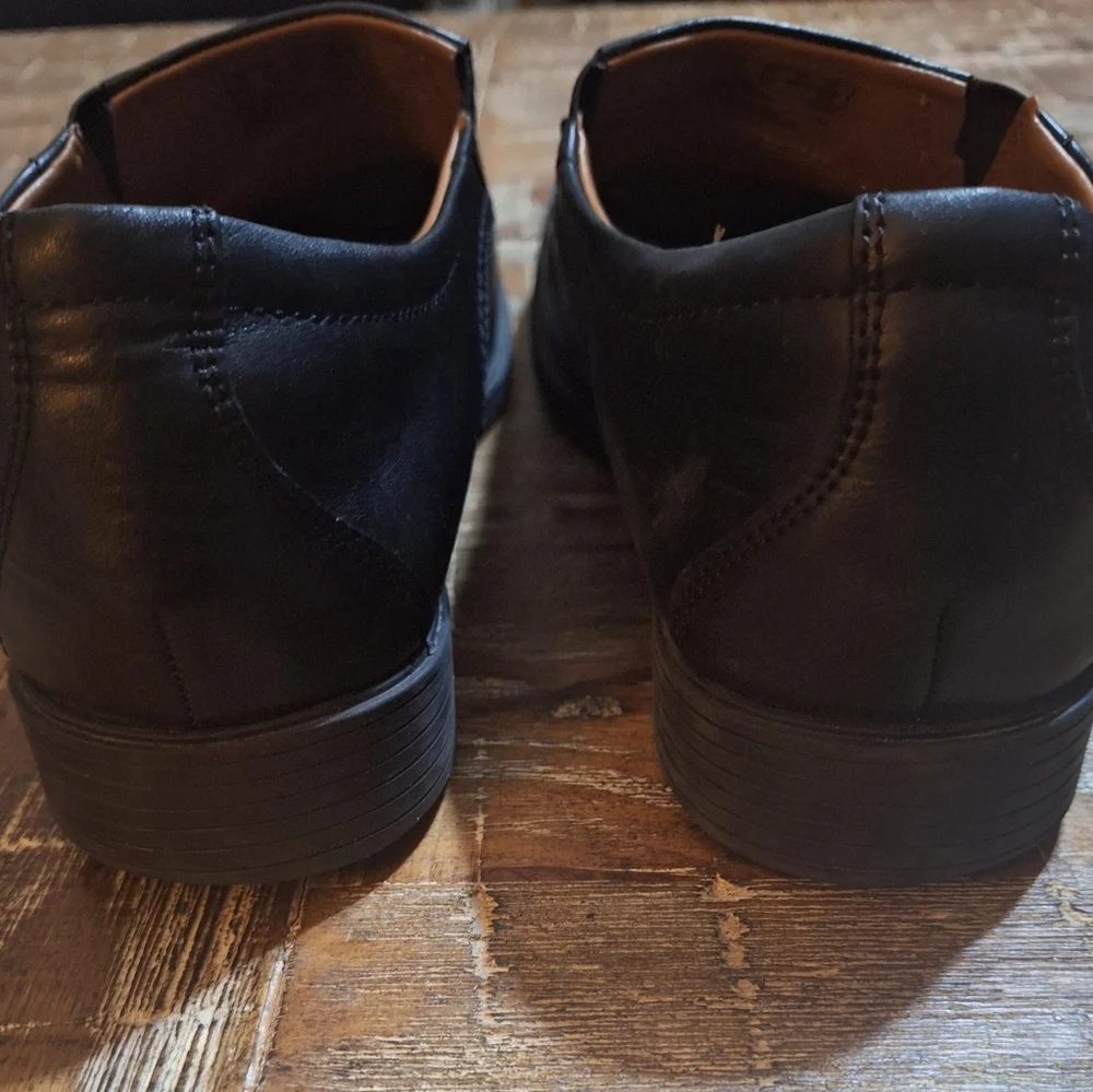 Clark's Collection Men’s Size 9.5 Shoes Black‎ Leather Extreme Comfort SlipOn